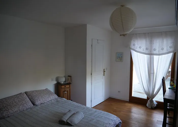 Izpi Urdin Holistic Surfhouse Ubytování v soukromí Saint-Jean-de-Luz